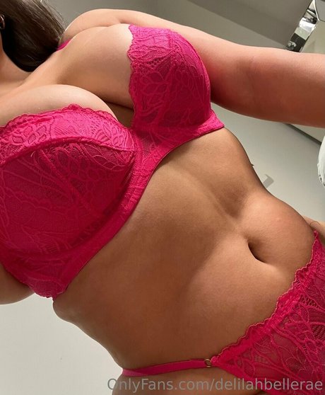 delilahbellerae nude actress pic