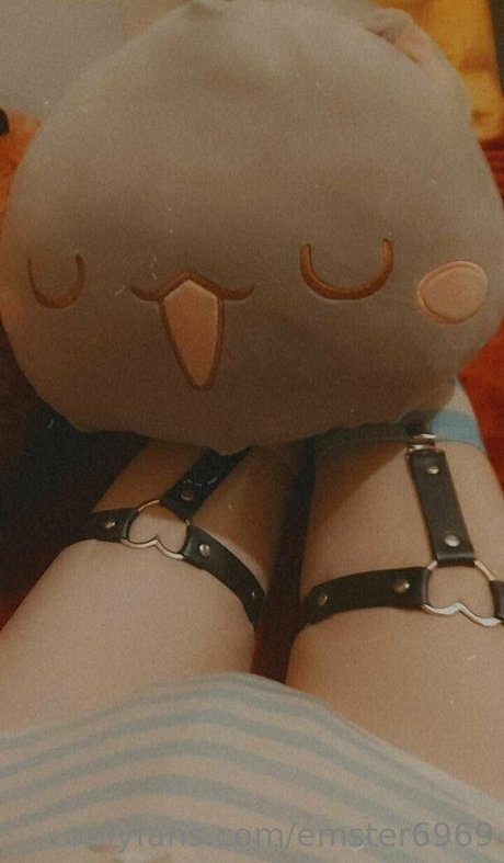 emster6969 exclusive star picture