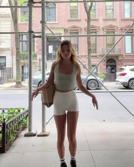 Madi Teeuws hot actress photo