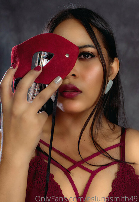 eslunasmith49 model pretty pictures