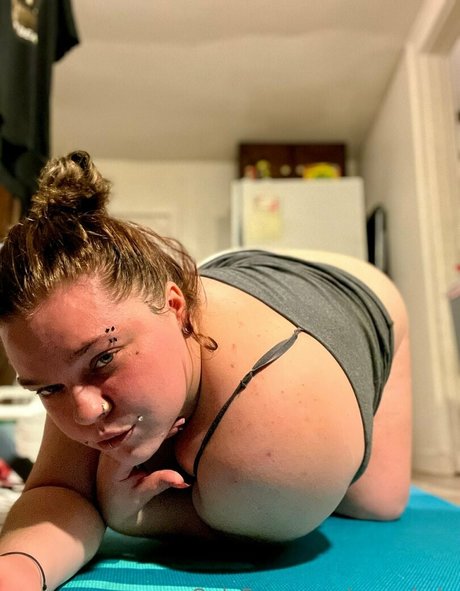 onlyskyyla nude star img