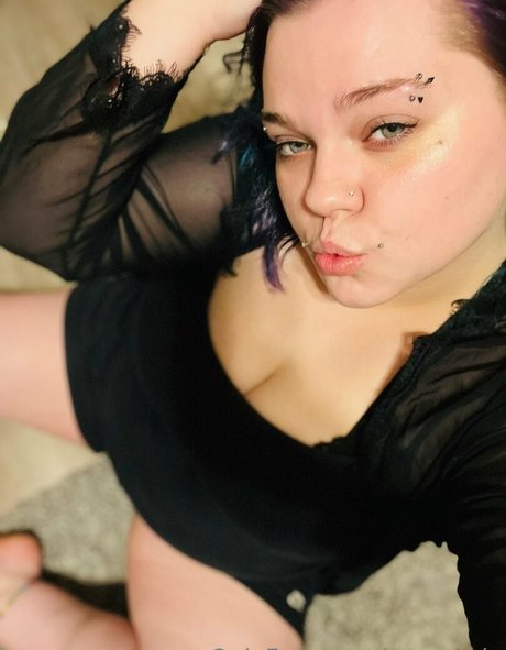 onlyskyyla model nudes gallery