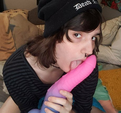 skyyshark erotic pornstar picture