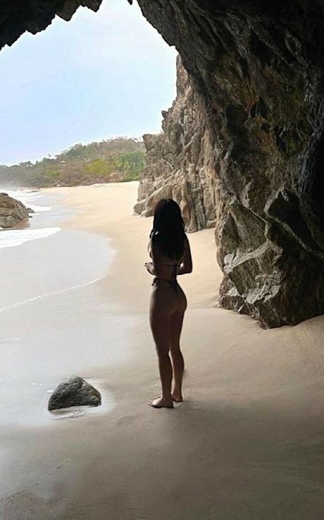 NIkkole Teja nude actress photo