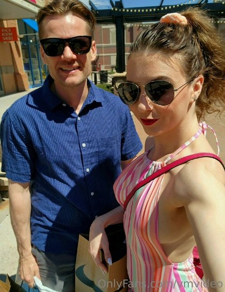 vmvideo pretty pornstar picture