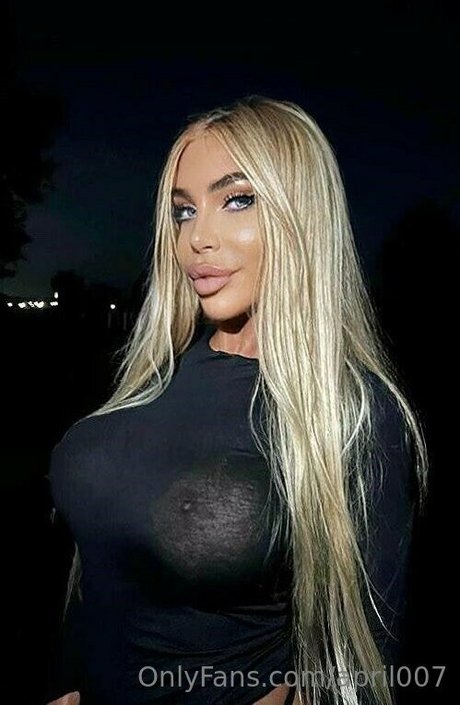 april007 model nudes gallery