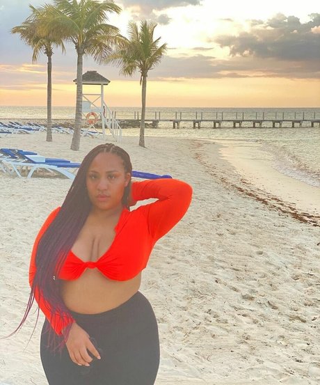 Kathrynn Marie star beautiful picture