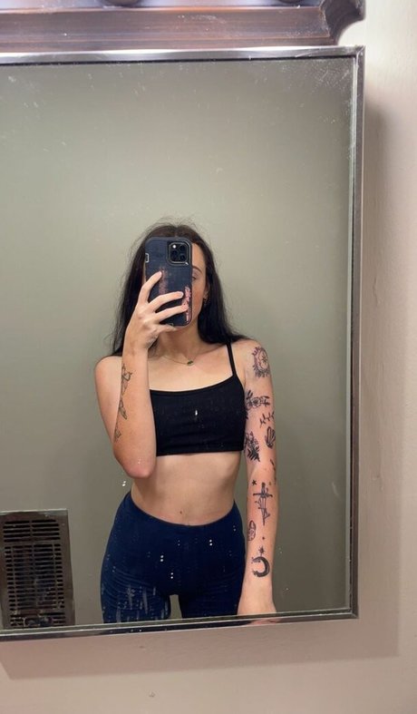 Chloe Grace sex actress pic