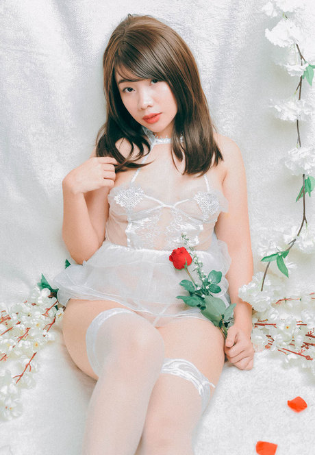 Natsuki Jiro hd pornstar galleries