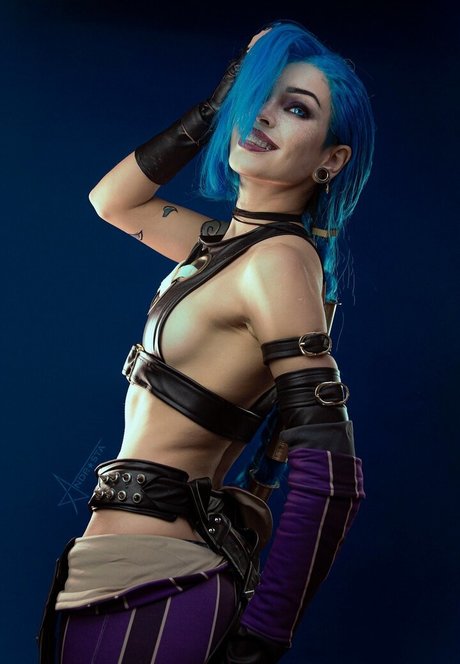 Andrasta model adult pictures