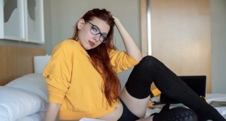 Amanda Lynne model sexy archive