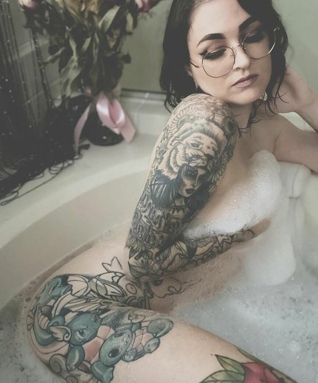 baeporeon nude pornstar galleries