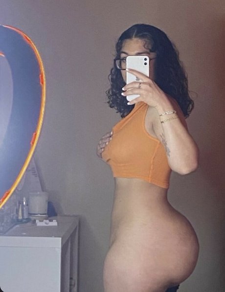 Rissadime model hd picture