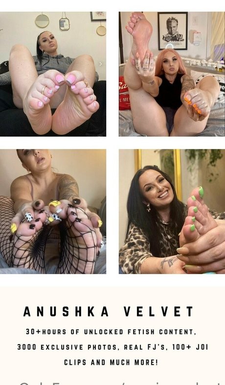 servingvelvet naked model photo