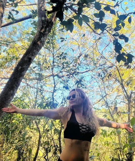 Rita Guedes naked pornstar images