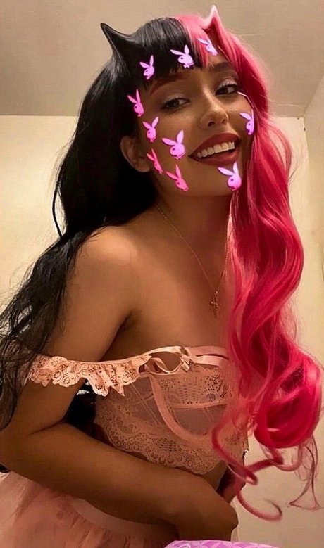 Agnes Inezz sex model image