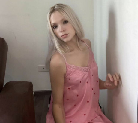 Azuraromanov nudes actress pic