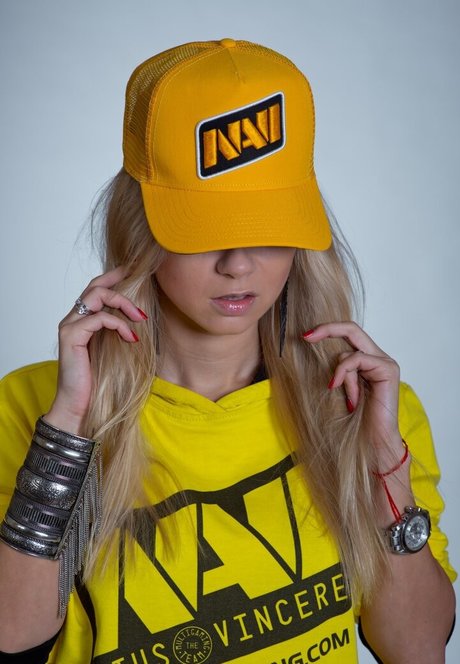 Polina Logunova perfect pornstar archive