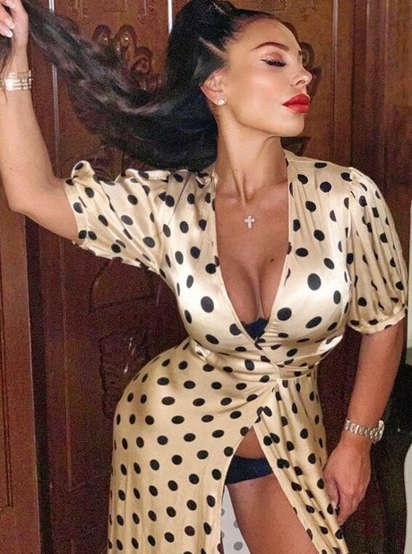 Silvia Iacucci hd model pics