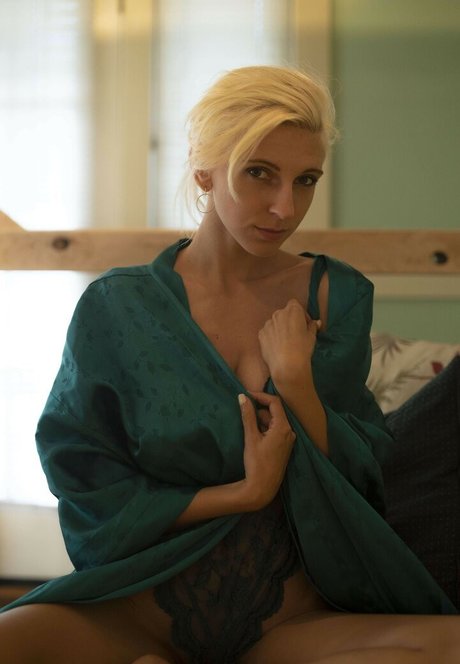 Hopeless So Frantic model xxx photos