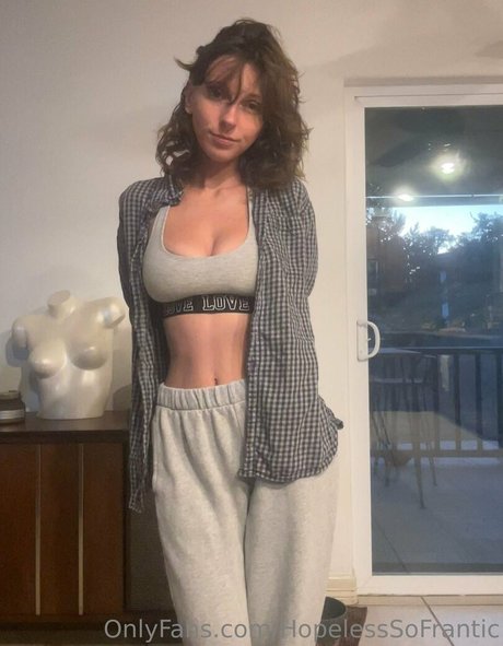 Hopeless So Frantic star porn pictures