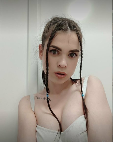 caandyfliip pornstar art picture