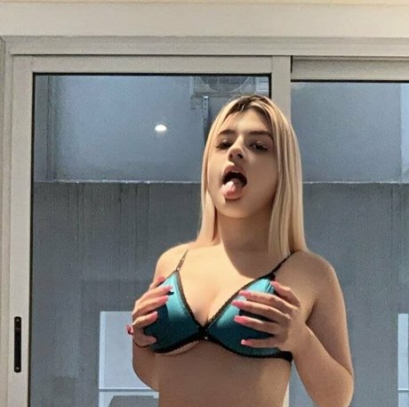 Anastasia lux star exclusive img