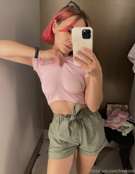 freerosti hd actress pic