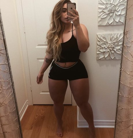 Brooklyn Nicolina pornstar nude pictures