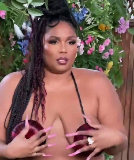 Lizzo best star pic