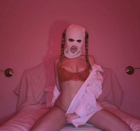 Bellabluntz exclusive star archive