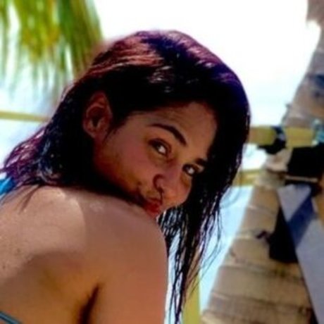 lesbian kissing onlyfans art naked img