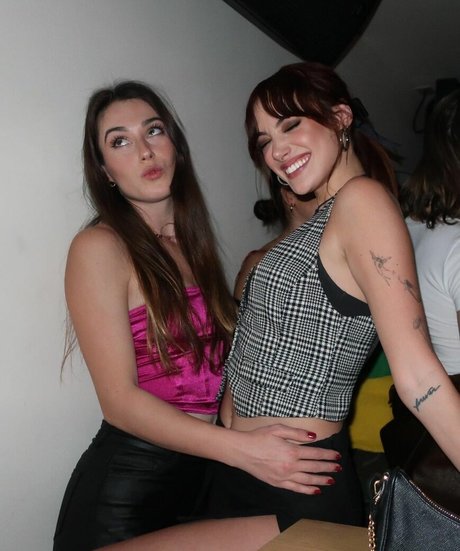 Olivia OBrien model pornographic images