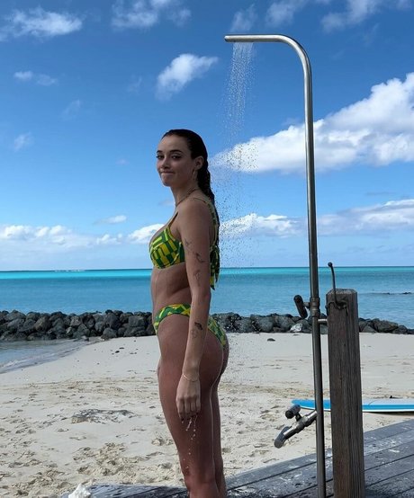 Olivia OBrien adult actress img