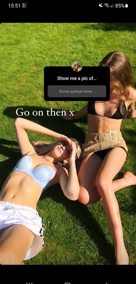 Naomi Lester beautiful actress pictures