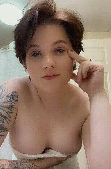 Jessica Melton model perfect galleries