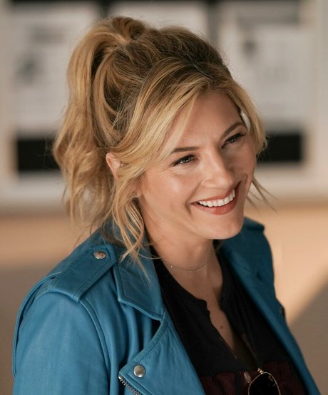 Katheryn Winnick adult model galleries