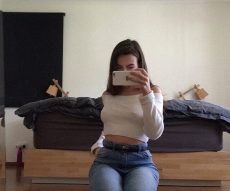 Paladinamber model sexy pictures