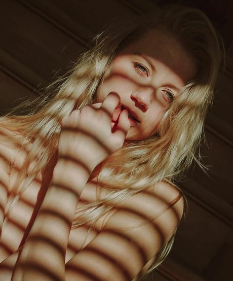 Bo Ackaert top star pictures