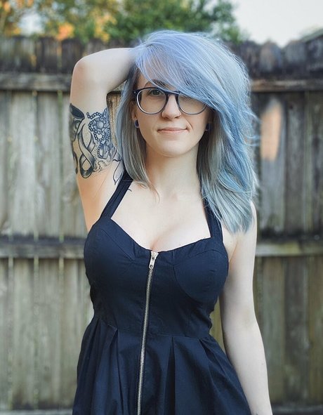 Nicholena model naked photos