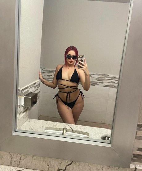 Chxrrychick high quality model pics