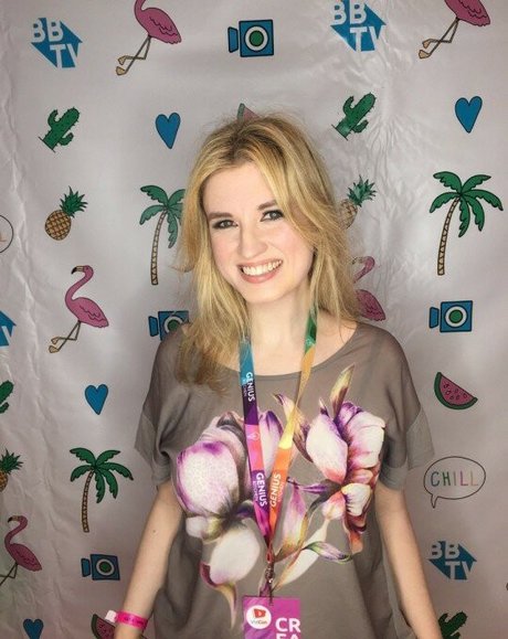 Grace Randolph sexy star images