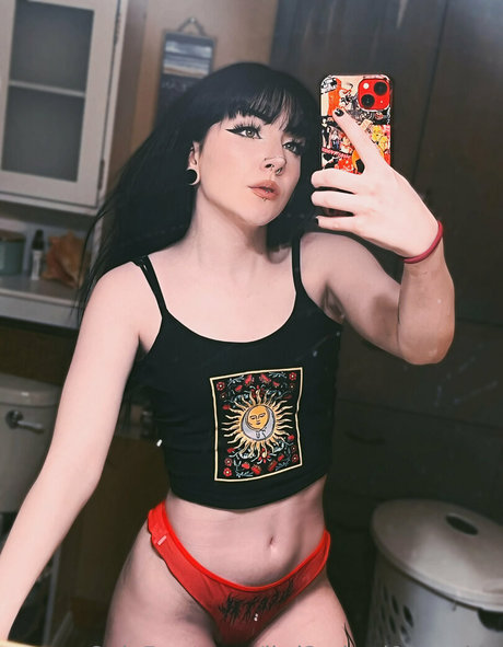 littl3missd00msd4y erotic model photo