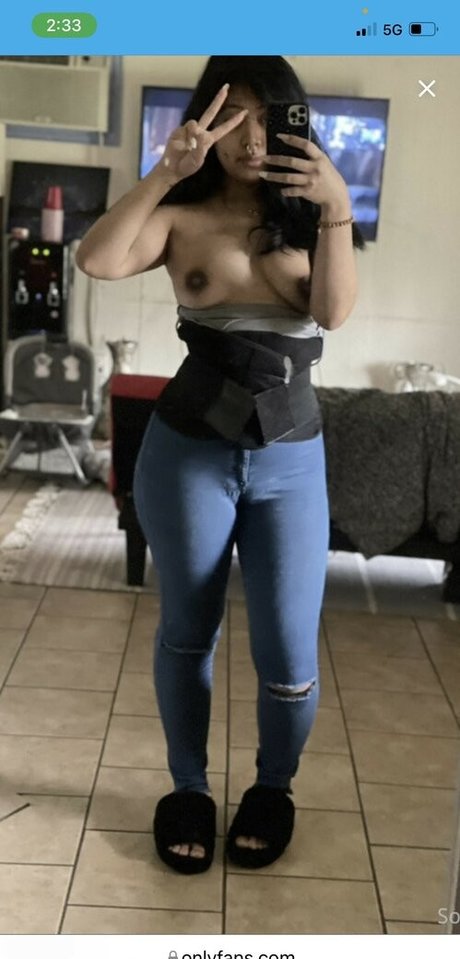 lilemobarbie pornstar erotic photo