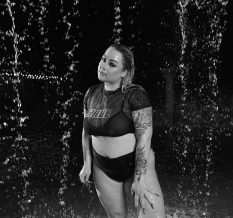 hailey rae20 beautiful star img