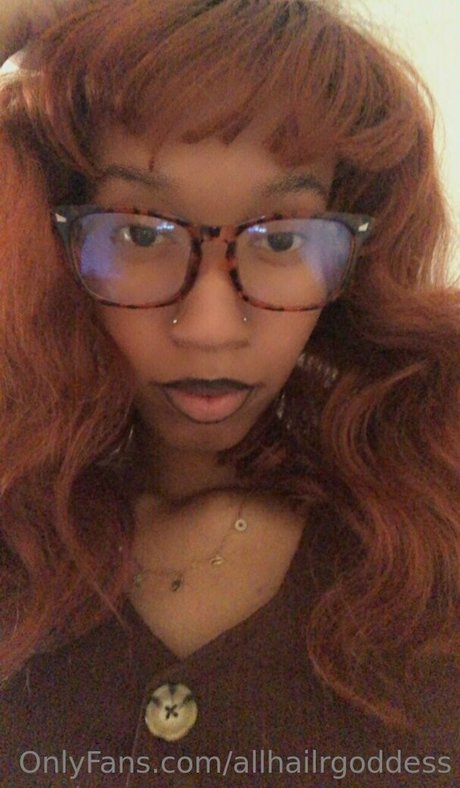 allhailrgoddess top model pictures