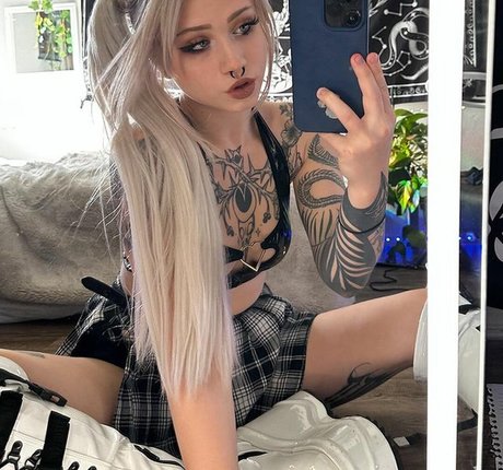 alisawaifu naked model galleries