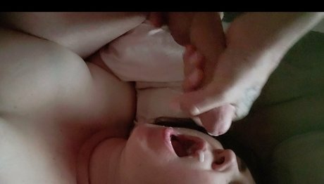 hornythickwife2 nice model pic