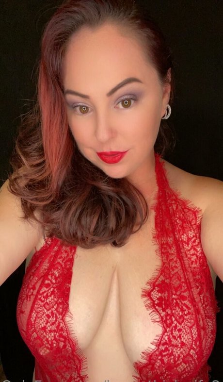 hornythickwife2 hd pornstar photo