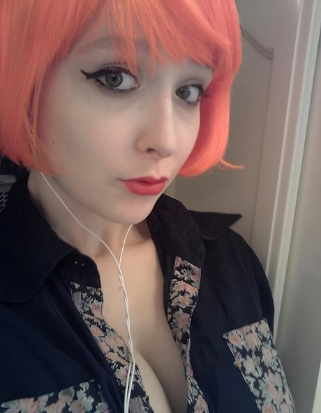 LeeLoo_ free pornstar archive